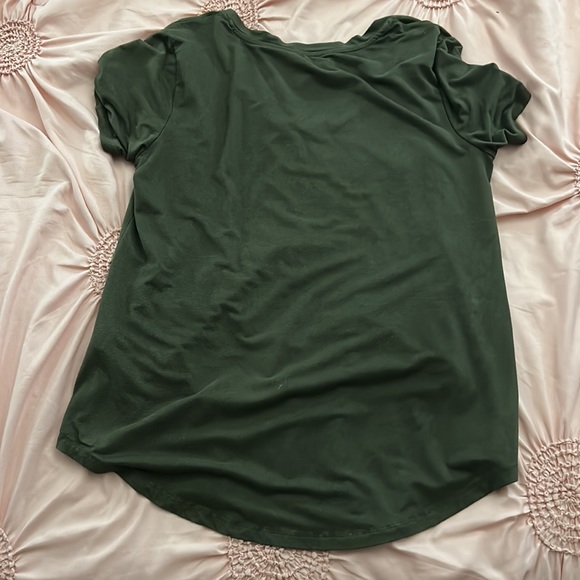 shirt - Picture 2 of 2